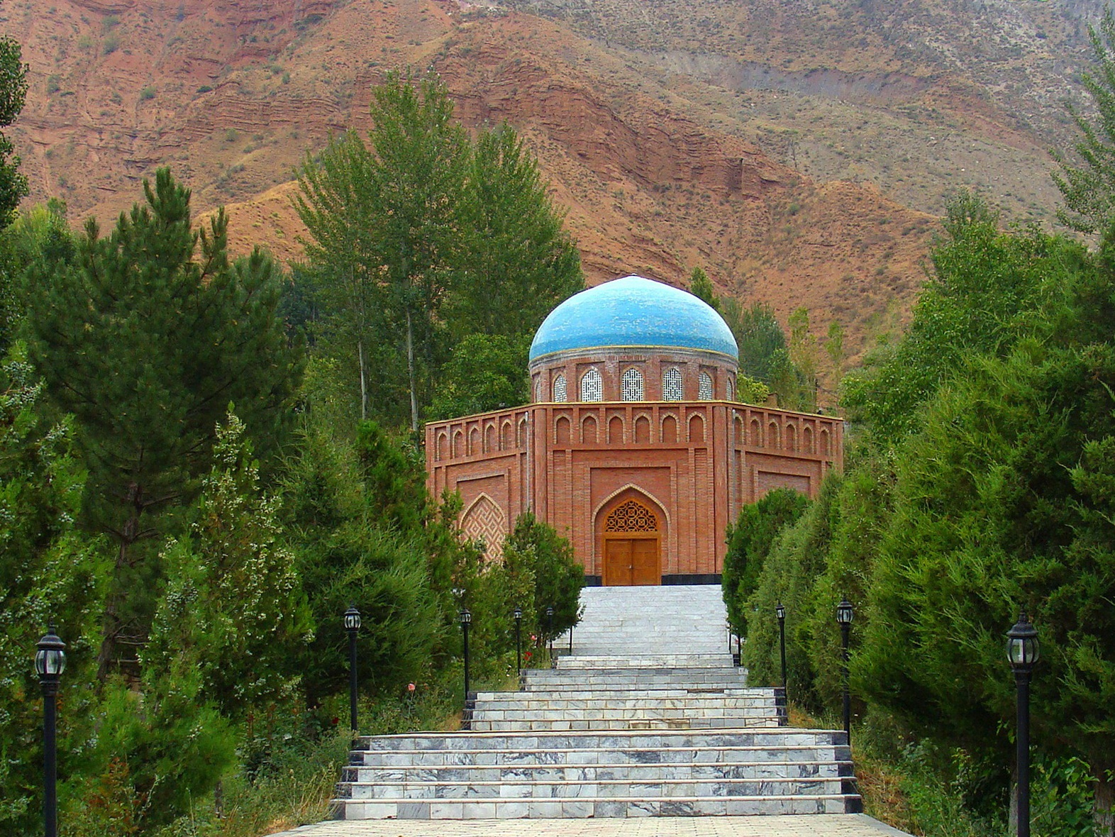 Rudaki_Tomb_in_Panjkent